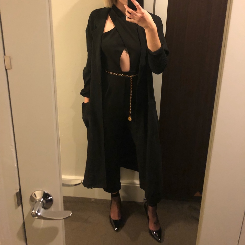 Authentic CHANEL coco mark chain belt ✨